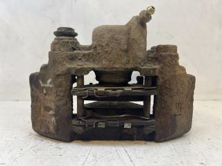 bontott TOYOTA YARIS Jobb első Féknyereg Munkahengerrel