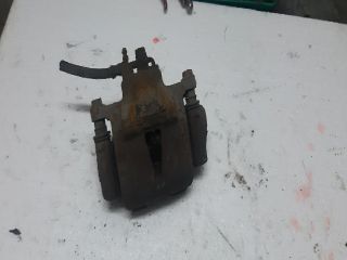 bontott TOYOTA YARIS Jobb első Féknyereg Munkahengerrel