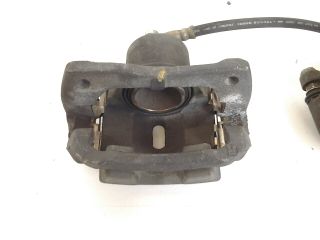 bontott TOYOTA YARIS Jobb első Féknyereg Munkahengerrel