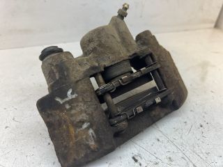 bontott TOYOTA YARIS Jobb első Féknyereg Munkahengerrel