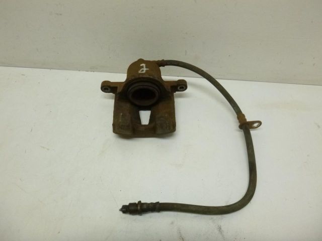 bontott TOYOTA YARIS Jobb első Féknyereg Munkahengerrel