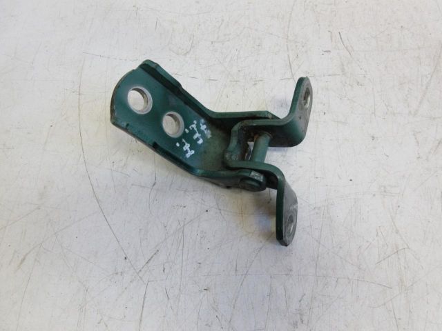 bontott TOYOTA YARIS Jobb első Felső Zsanér