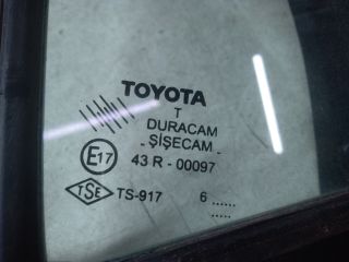 bontott TOYOTA YARIS Jobb első Fixüveg (Ajtóban)