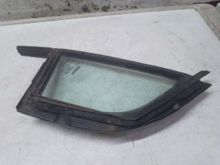 bontott TOYOTA YARIS Jobb első Fixüveg (Ajtóban)