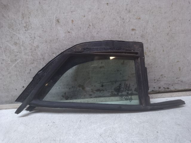 bontott TOYOTA YARIS Jobb első Fixüveg (Ajtóban)