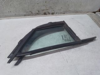 bontott TOYOTA YARIS Jobb első Fixüveg (Ajtóban)