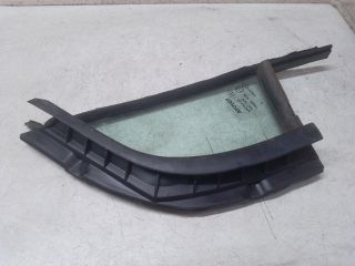 bontott TOYOTA YARIS Jobb első Fixüveg (Ajtóban)