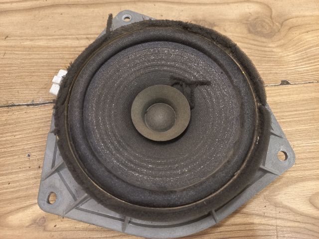 bontott TOYOTA YARIS Jobb első Hangszóró