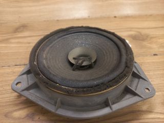 bontott TOYOTA YARIS Jobb első Hangszóró