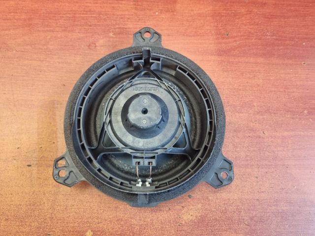 bontott TOYOTA YARIS Jobb első Hangszóró