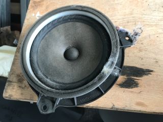 bontott TOYOTA YARIS Jobb első Hangszóró