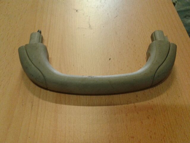 bontott TOYOTA YARIS Jobb első Kapaszkodó (Felső)