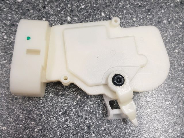 bontott TOYOTA YARIS Jobb első Központizár Motor