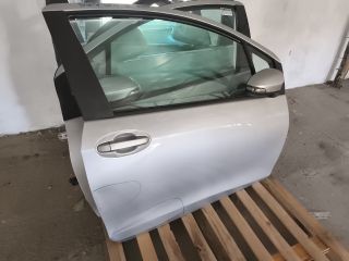 bontott TOYOTA YARIS Jobb első Külső Kilincs