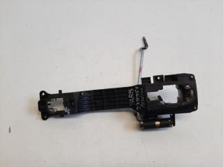 bontott TOYOTA YARIS Jobb első Külső Kilincsfészek