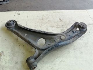 bontott TOYOTA YARIS Jobb első Lengőkar