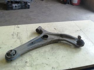 bontott TOYOTA YARIS Jobb első Lengőkar