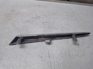 bontott TOYOTA YARIS Jobb első Lökhárító Díszléc