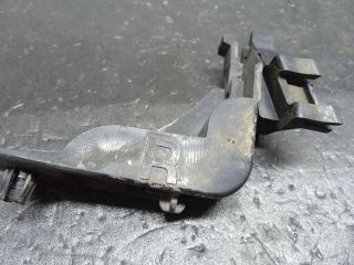 bontott TOYOTA YARIS Jobb első Lökhárító Tartó (Műanyag)