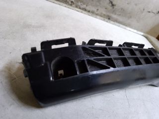 bontott TOYOTA YARIS Jobb első Lökhárító Tartó (Műanyag)