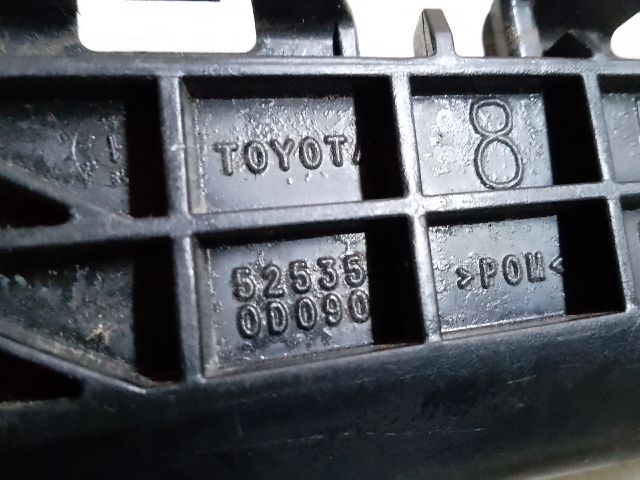 bontott TOYOTA YARIS Jobb első Lökhárító Tartó (Műanyag)