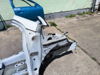 bontott TOYOTA YARIS Jobb első Negyed Karosszéria Csomag