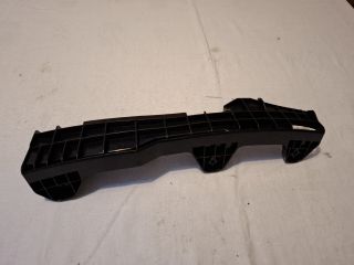 bontott TOYOTA YARIS Jobb első Oldal Lökhárító Tartó (Műanyag)