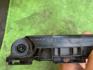 bontott TOYOTA YARIS Jobb első Oldal Lökhárító Tartó (Műanyag)