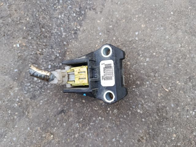 bontott TOYOTA YARIS Jobb első Oldal Ütközés Érzékelő