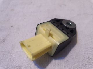 bontott TOYOTA YARIS Jobb első Oldal Ütközés Érzékelő