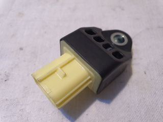 bontott TOYOTA YARIS Jobb első Oldal Ütközés Érzékelő