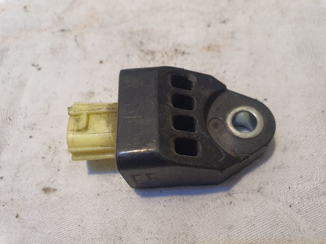 bontott TOYOTA YARIS Jobb első Oldal Ütközés Érzékelő