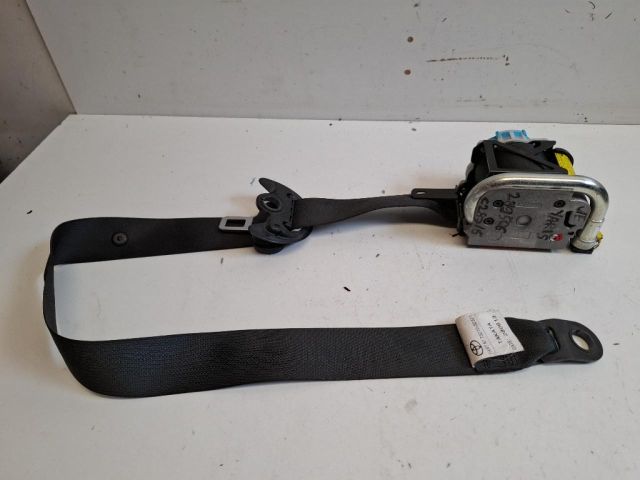 bontott TOYOTA YARIS Jobb első Övfeszítő