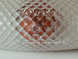 bontott TOYOTA YARIS Jobb első Sárvédő Irányjelző