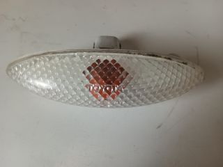 bontott TOYOTA YARIS Jobb első Sárvédő Irányjelző