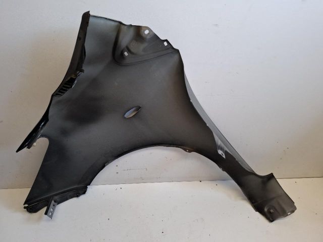 bontott TOYOTA YARIS Jobb első Sárvédő