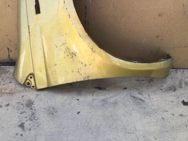 bontott TOYOTA YARIS Jobb első Sárvédő