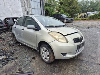 bontott TOYOTA YARIS Jobb első Sárvédő