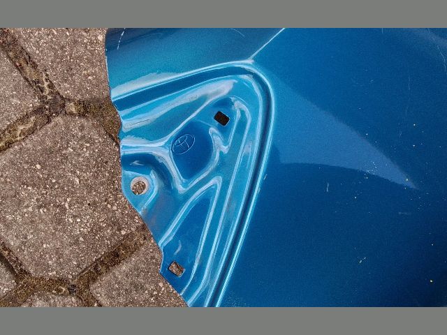 bontott TOYOTA YARIS Jobb első Sárvédő