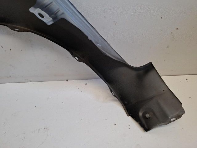 bontott TOYOTA YARIS Jobb első Sárvédő