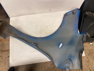 bontott TOYOTA YARIS Jobb első Sárvédő