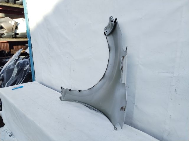 bontott TOYOTA YARIS Jobb első Sárvédő