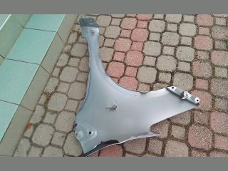 bontott TOYOTA YARIS Jobb első Sárvédő