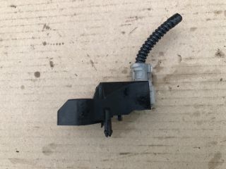 bontott TOYOTA YARIS Jobb első Ütközés Érzékelő (Homlokfalon)