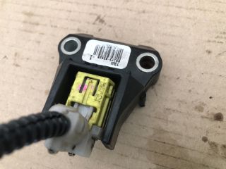 bontott TOYOTA YARIS Jobb első Ütközés Érzékelő (Homlokfalon)