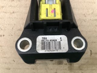 bontott TOYOTA YARIS Jobb első Ütközés Érzékelő (Homlokfalon)