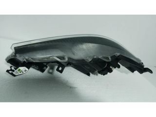 bontott TOYOTA YARIS Jobb Fényszóró