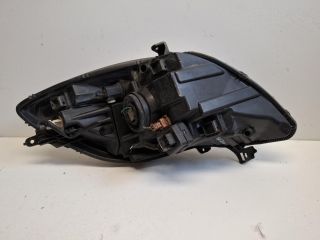 bontott TOYOTA YARIS Jobb Fényszóró