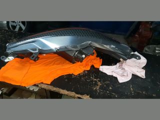 bontott TOYOTA YARIS Jobb Fényszóró
