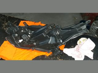 bontott TOYOTA YARIS Jobb Fényszóró